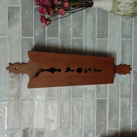 Vintage Tell City Chair Co Pattern 3102 Wooden 'Post' Box - Picture 3 of 17